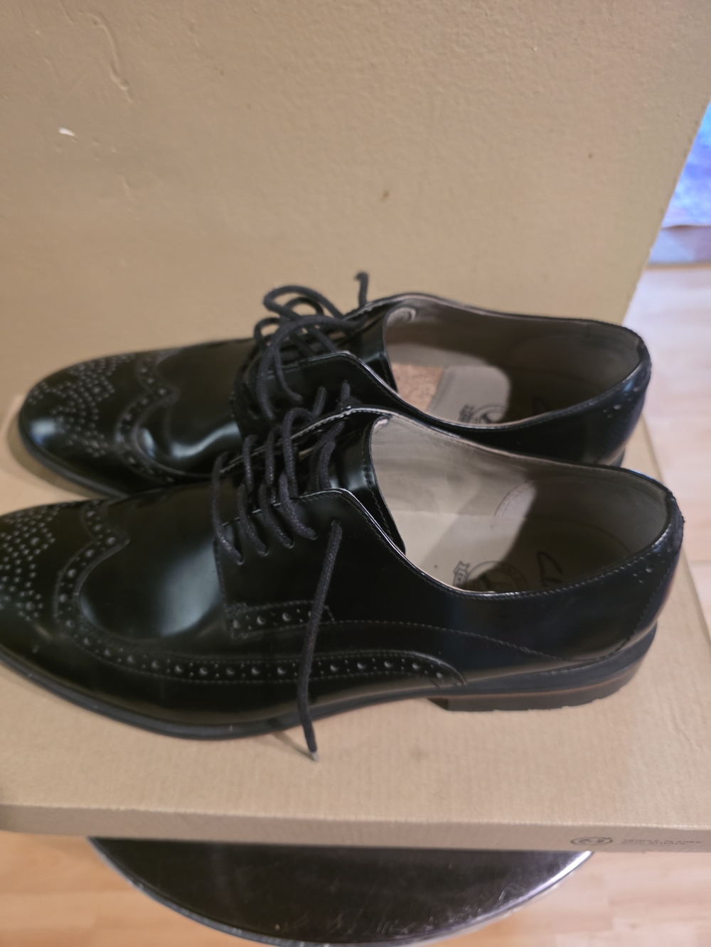 Clarks Black Men's Wingtip Lace-Up Oxfords